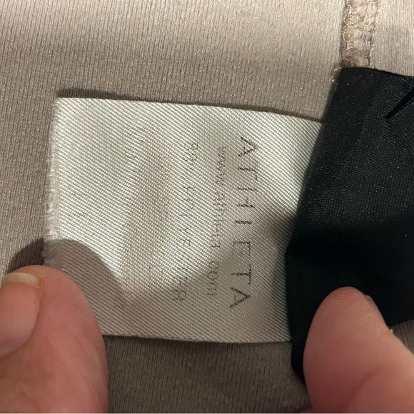 Athleta Pullover Womens L Gray Half Zip Performance Top with Hood, Run Jog - Picture 7 of 7